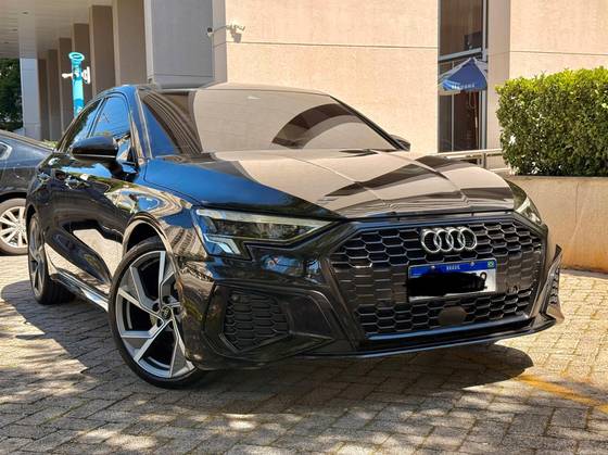 AUDI A3 2.0 40 TFSI MHEV SEDAN PERFORMANCE BLACK S-TRONIC AUDI A3 2.0 40 TFSI MHEV SEDAN PERFORMANCE BLACK S-TRONIC